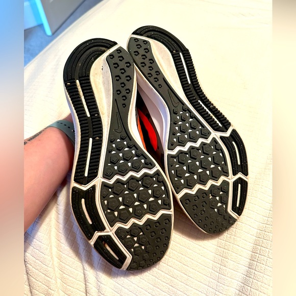 Ladies Nike Running Shoes - Size 8.5 - Picture 5 of 7
